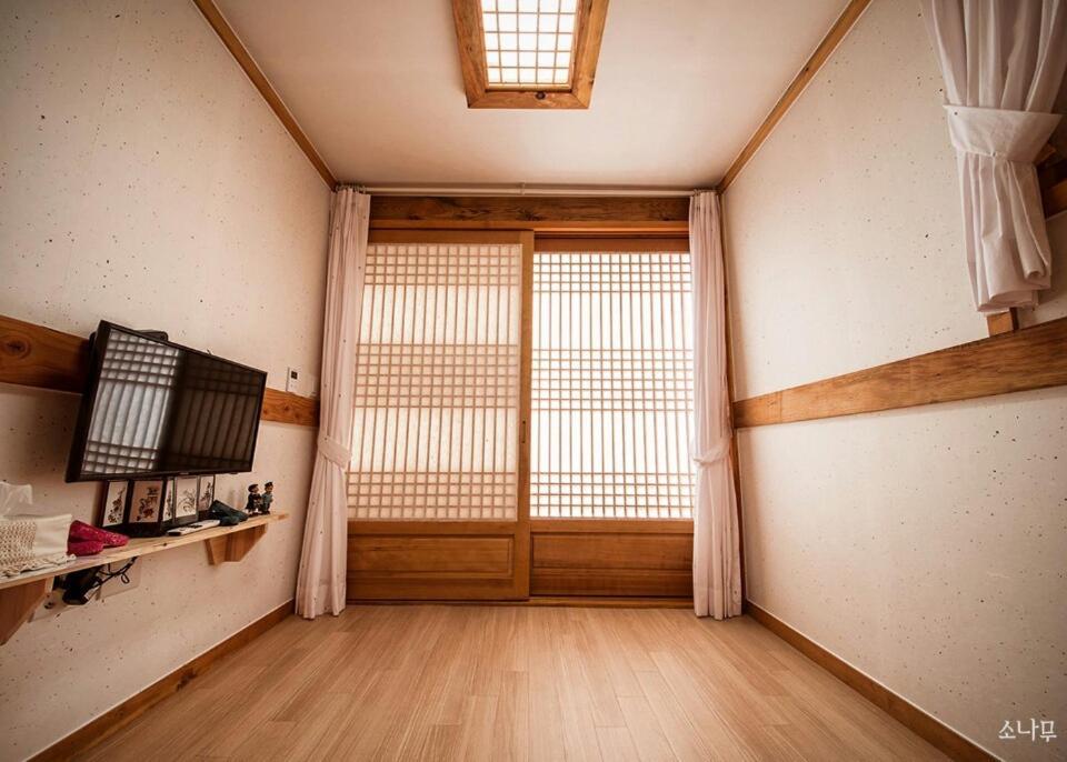 Jeongga Hanok Jeonju Ngoại thất bức ảnh